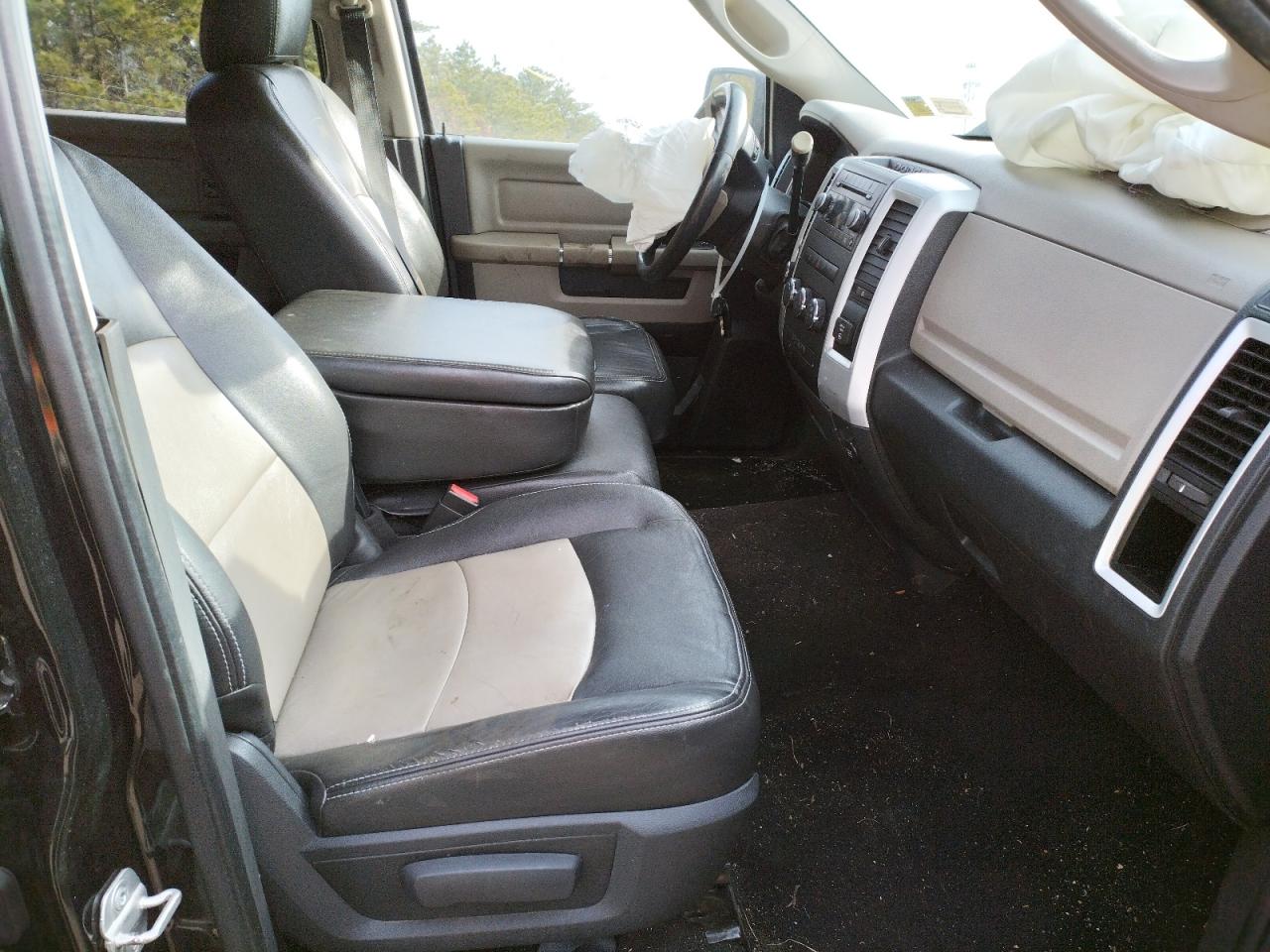 Photo 5 from auction – 2009 DODGE RAM 1500 with VIN 1D3HV13TX9S777830