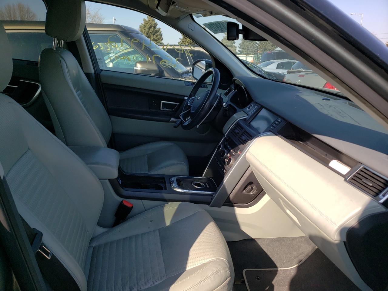 Photo 5 from auction – 2016 LAND ROVER DISCOVERY with VIN SALCT2BG6GH594754