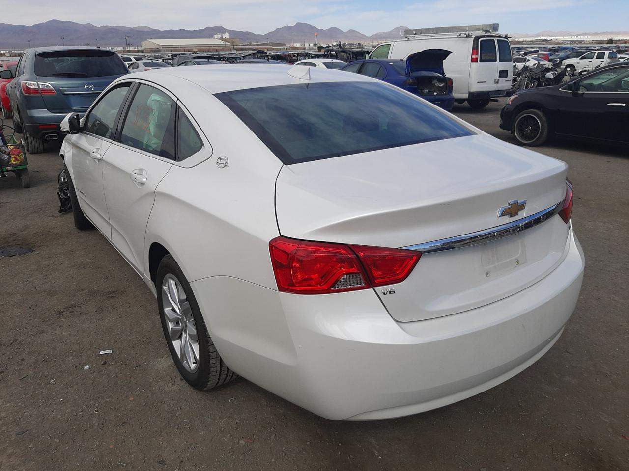 Photo 3 from auction – 2018 CHEVROLET IMPALA LT with VIN 2G1105S33J9102580