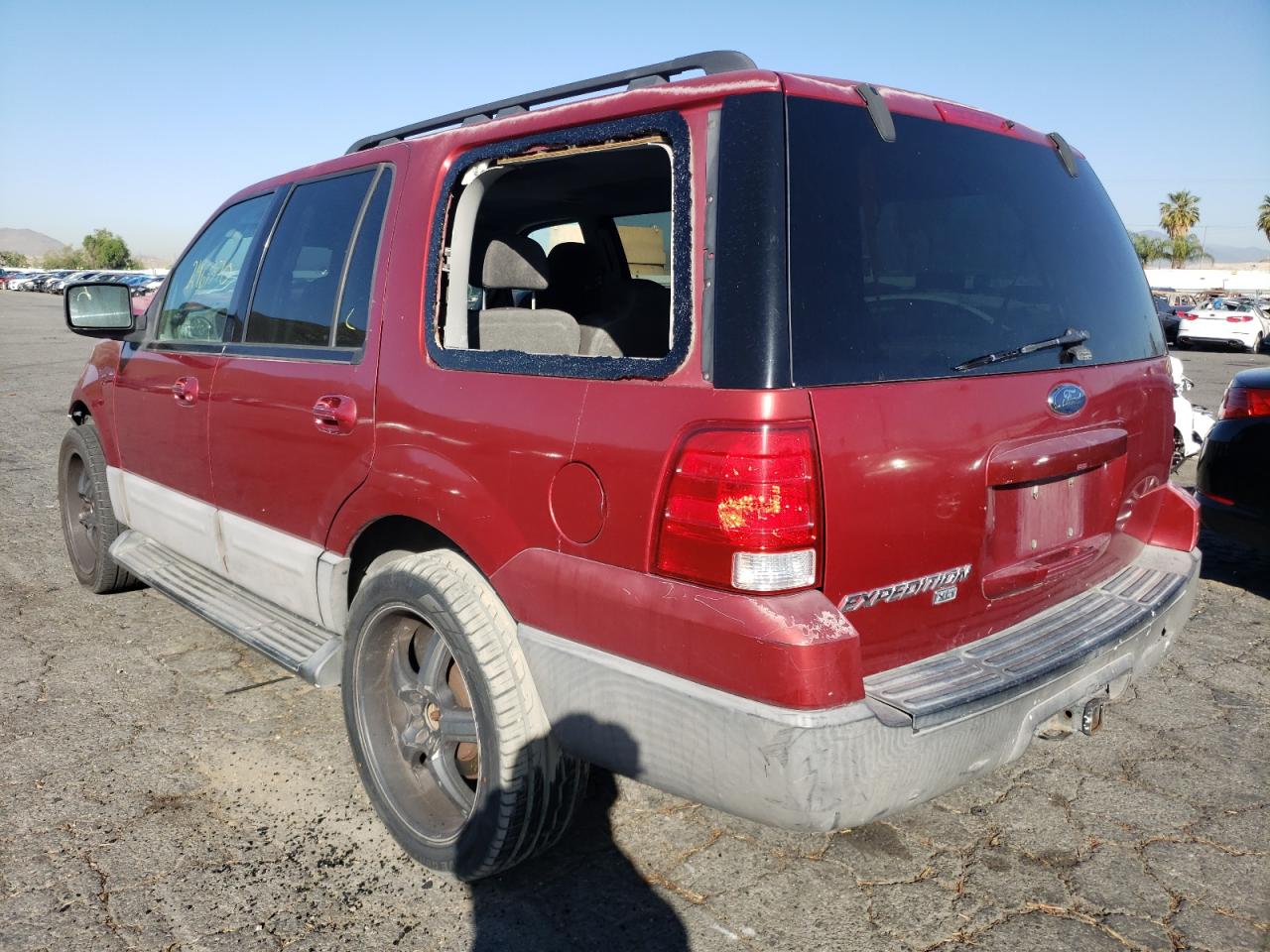 Photo 3 from auction – 2006 FORD EXPEDITION with VIN 1FMPU155X6LA72307