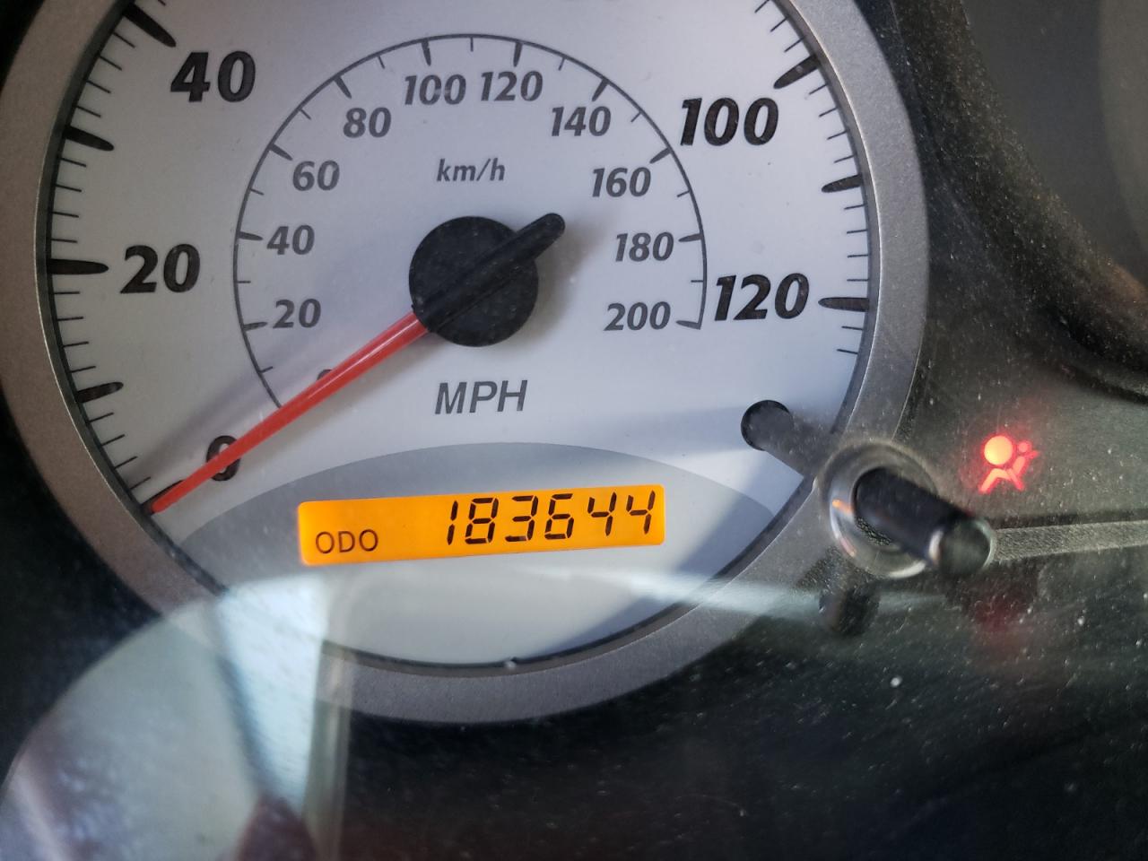 Zdjęcie 8 z aukcji – 2004 TOYOTA RAV4 z VIN JTEGD20V340003549