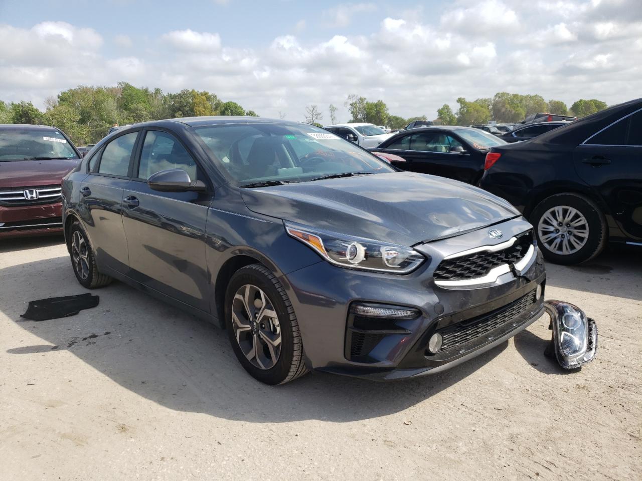 Photo 1 from auction – 2021 KIA FORTE FE with VIN 3KPF24AD9ME391689