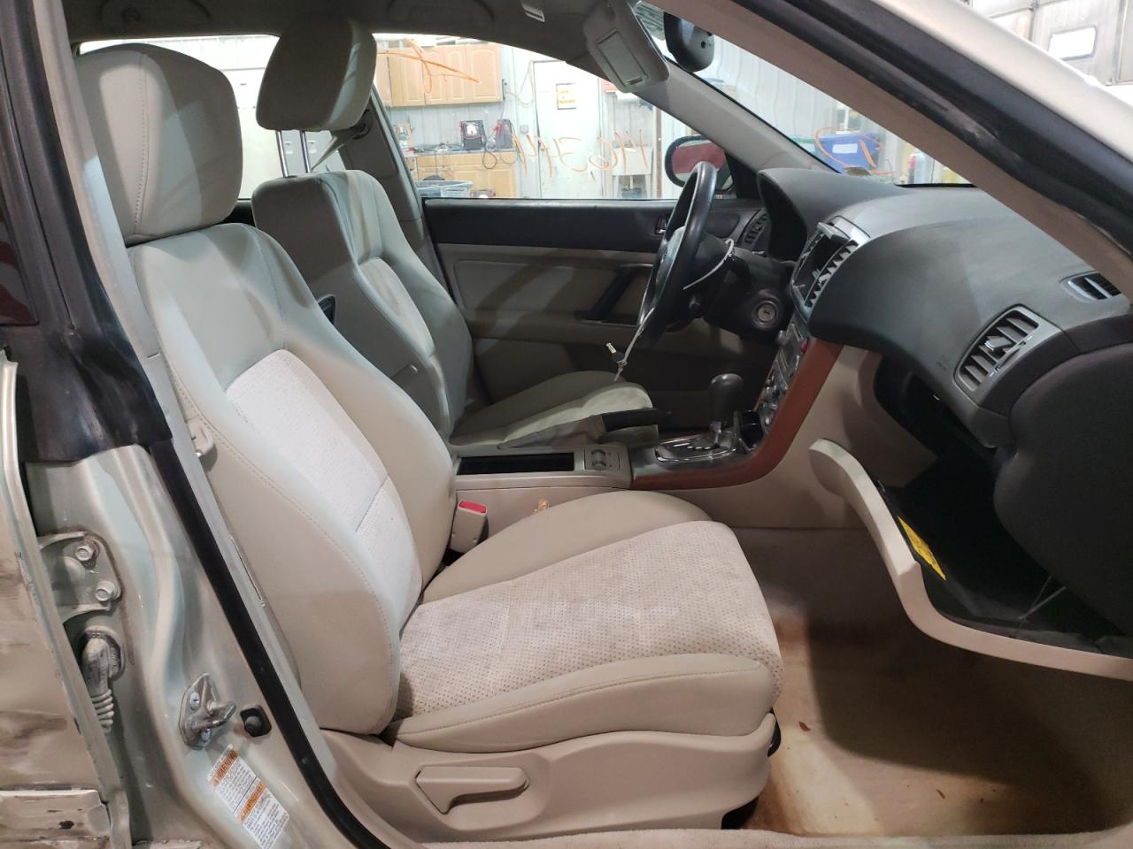 Photo 5 from auction – 2006 SUBARU LEGACY OUT with VIN 4S4BP61C867335311