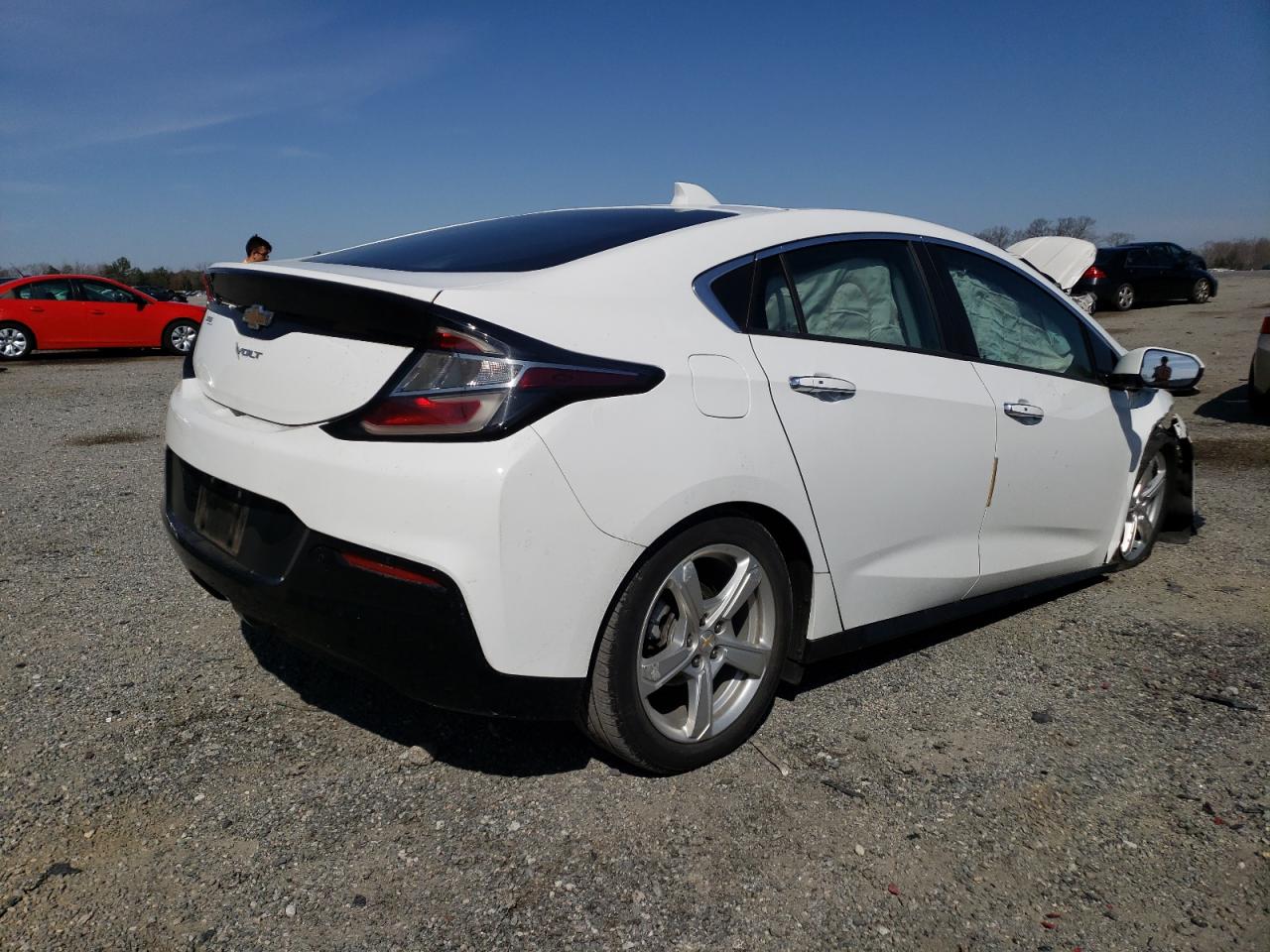 Photo 4 from auction – 2017 CHEVROLET VOLT LT with VIN 1G1RC6S51HU133566