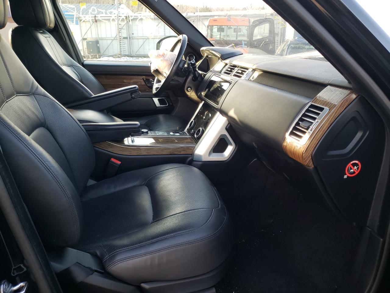 Foto 5 de la subasta – 2019 LAND ROVER RANGE ROVE con VIN SALGS2SV2KA527847