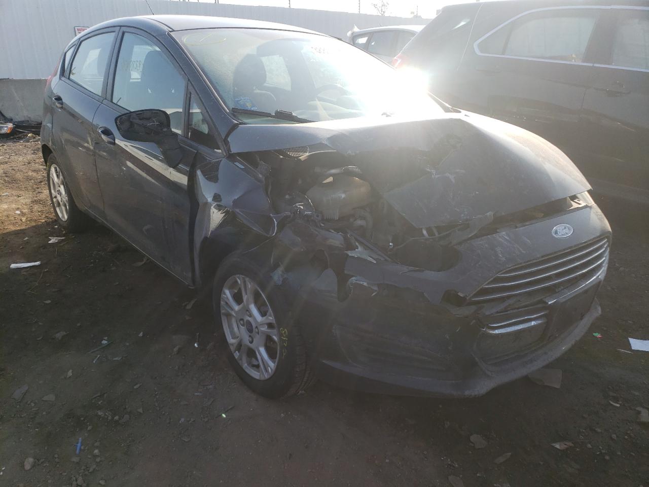 FORD FIESTA SE 2014 with VIN 3FADP4EJ5EM236045 - Photo from auction