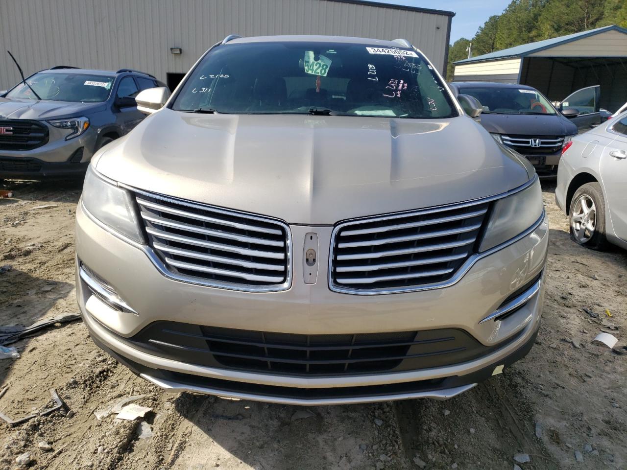 Photo 9 from auction – 2015 LINCOLN MKC with VIN 5LMCJ1A91FUJ27881