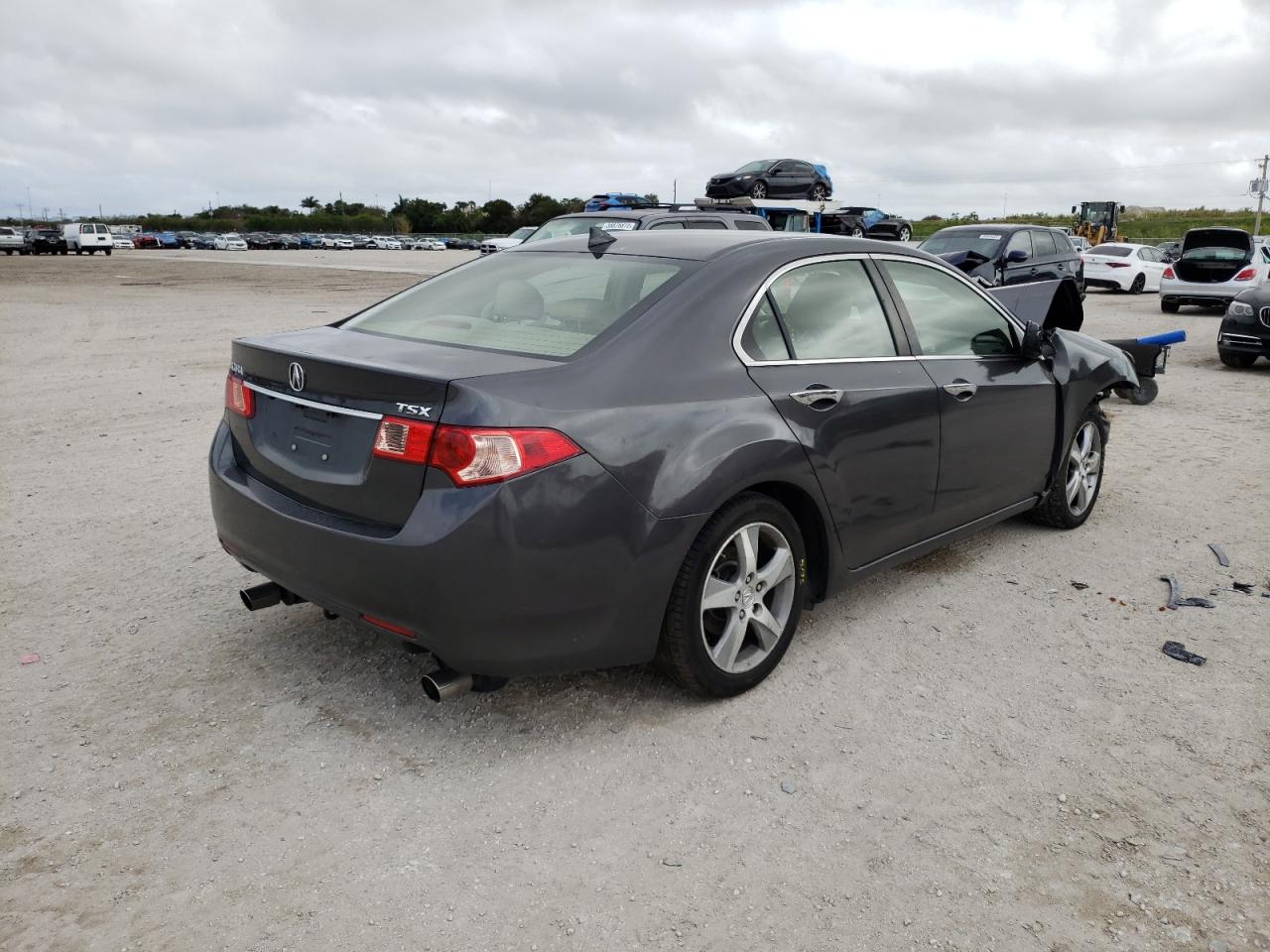 Zdjęcie 4 z aukcji – 2013 ACURA TSX TECH z VIN JH4CU2F69DC006097