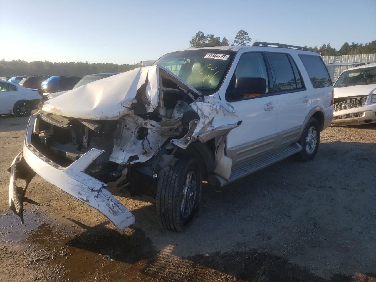 Photo 2 from auction – 2006 FORD EXPEDITION with VIN 1FMPU17556LA33086