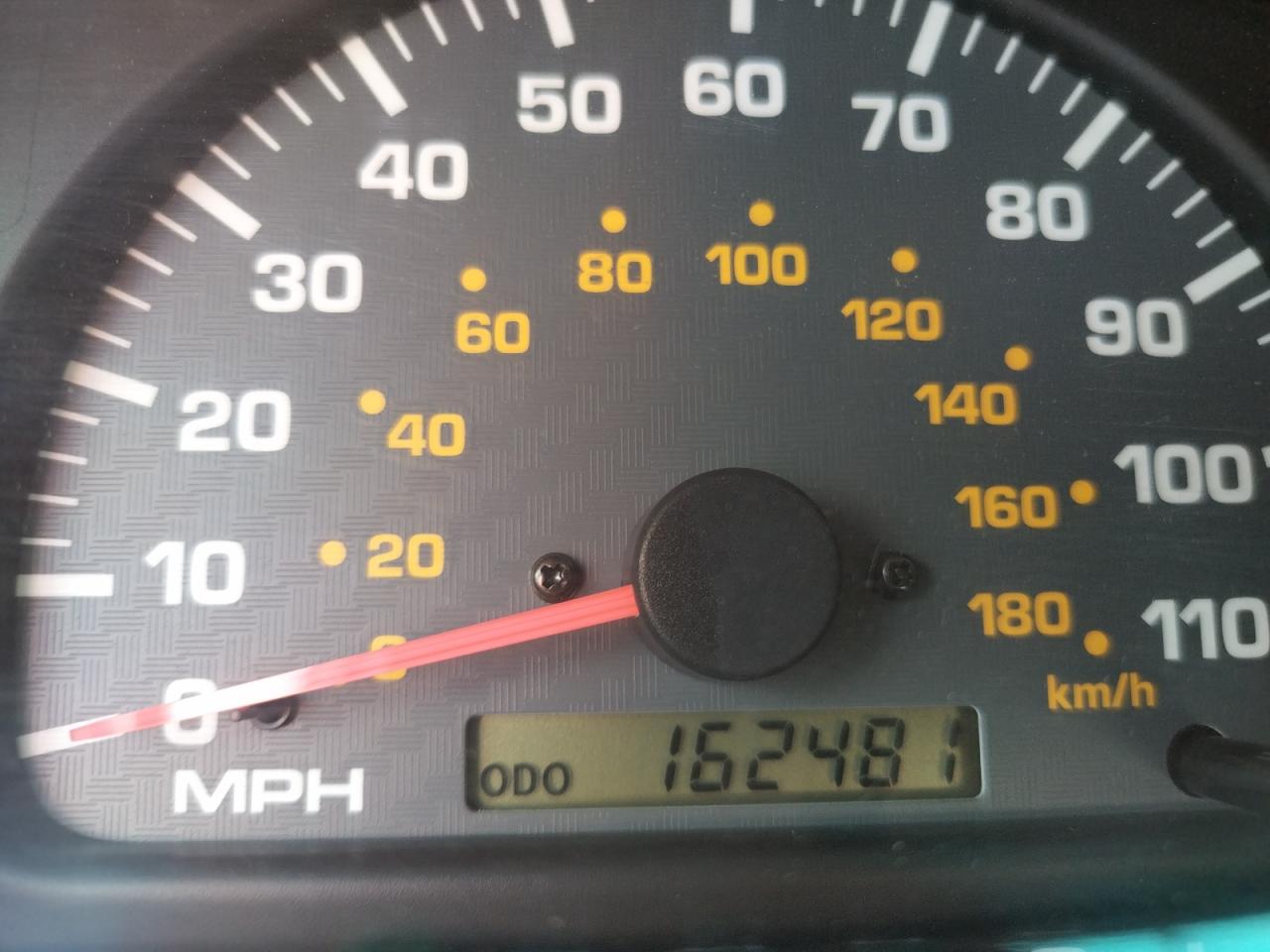 Photo 8 from auction – 2000 TOYOTA 4RUNNER SR with VIN JT3HN86R5Y0317586