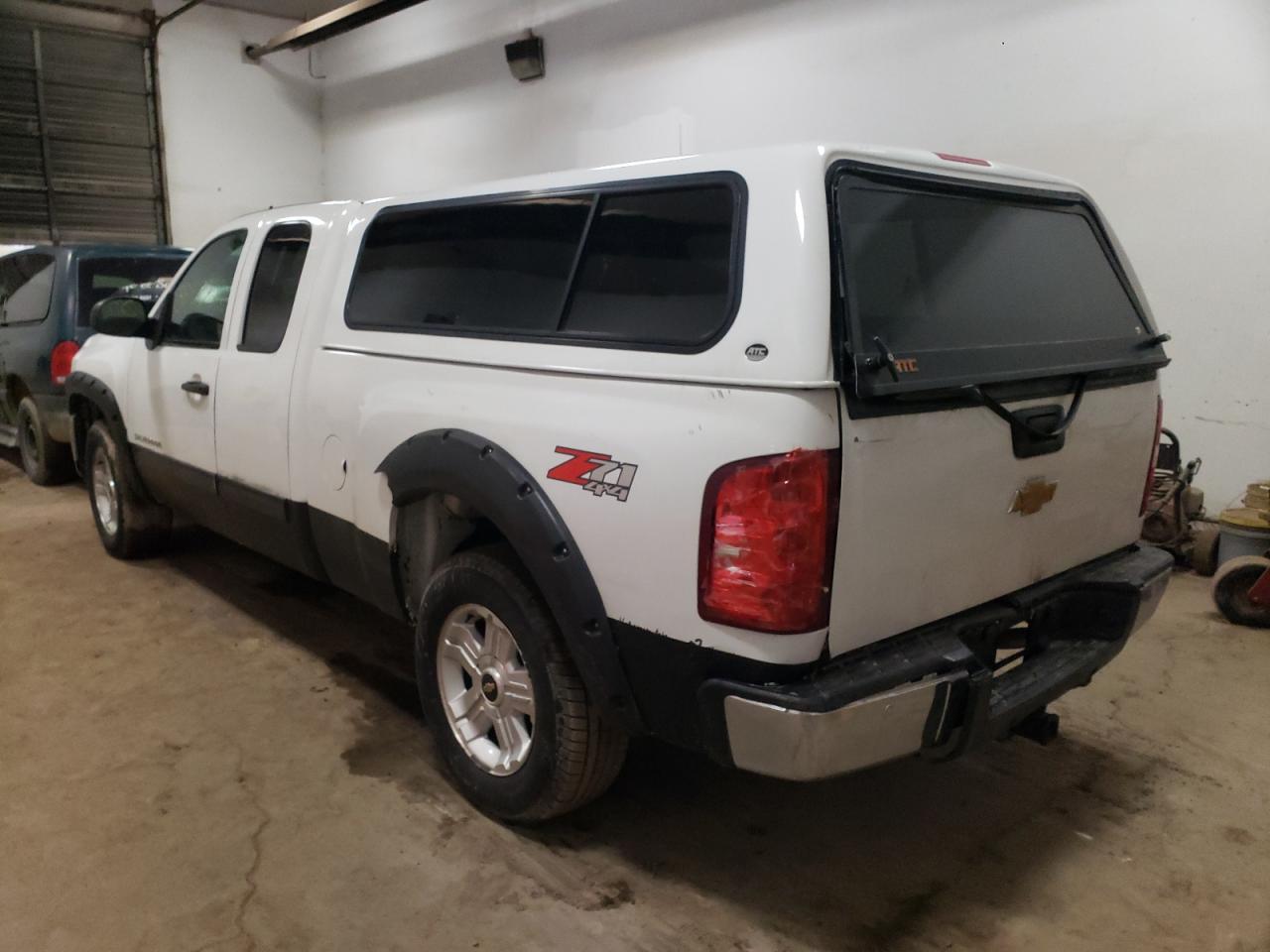 Photo 3 from auction – 2013 CHEVROLET SILVERADO with VIN 1GCRKSE72DZ324023