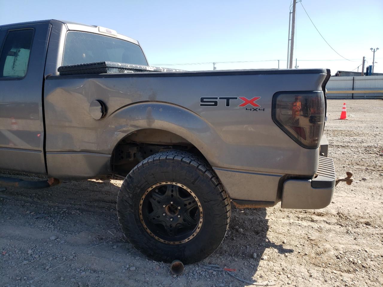 Photo 9 from auction – 2010 FORD F150 SUPER with VIN 1FTEX1EW4AKE20807