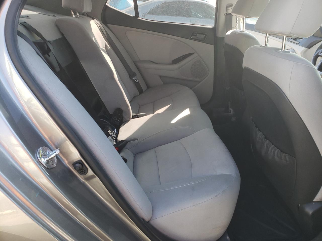 Photo 6 from auction – 2013 KIA OPTIMA LX with VIN 5XXGM4A73DG214393