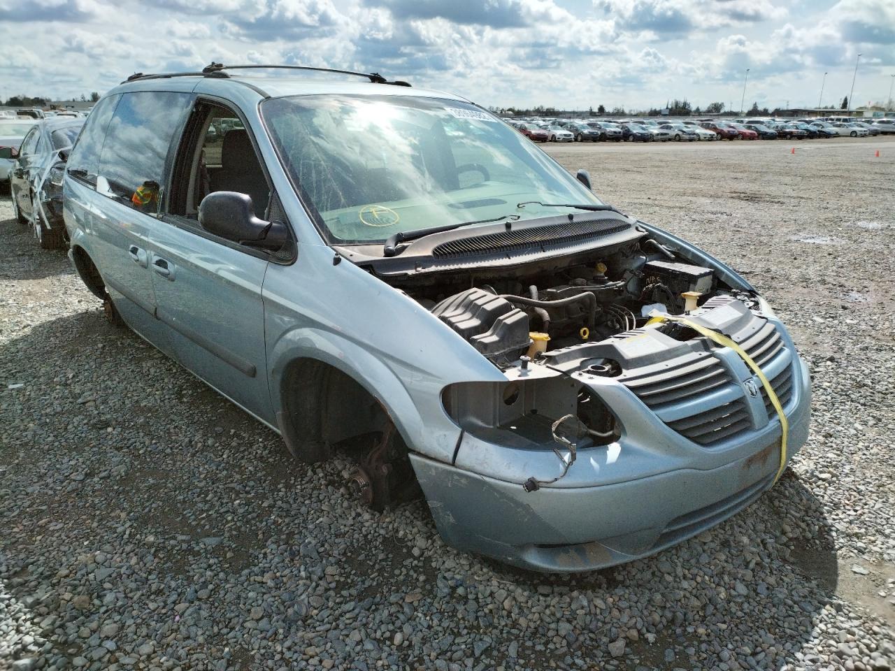 DODGE CARAVAN SX 2006 with VIN 1D8GP45R36B527215 - Photo from auction