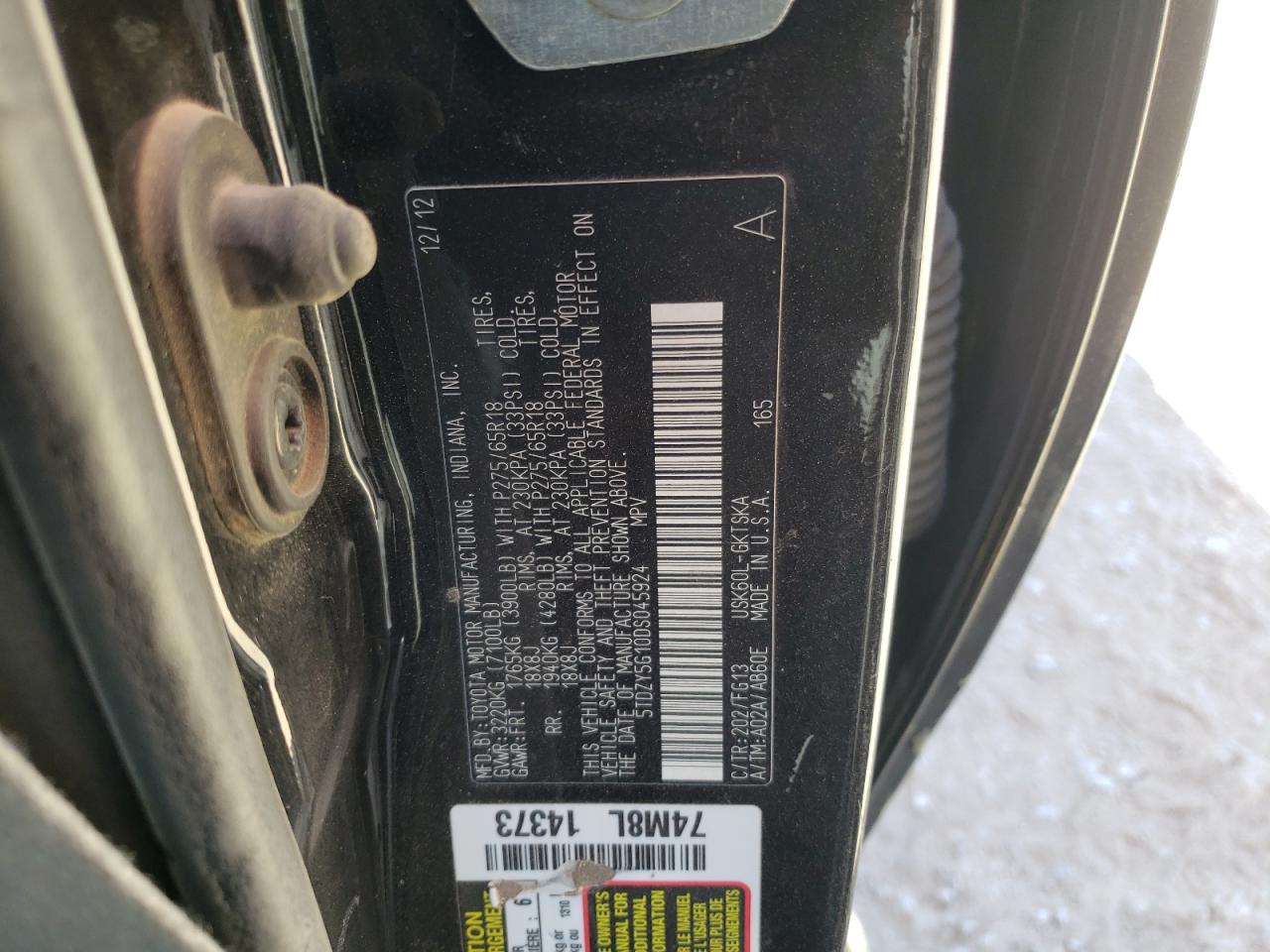 Photo 10 from auction – 2013 TOYOTA SEQUOIA SR with VIN 5TDZY5G10DS045924