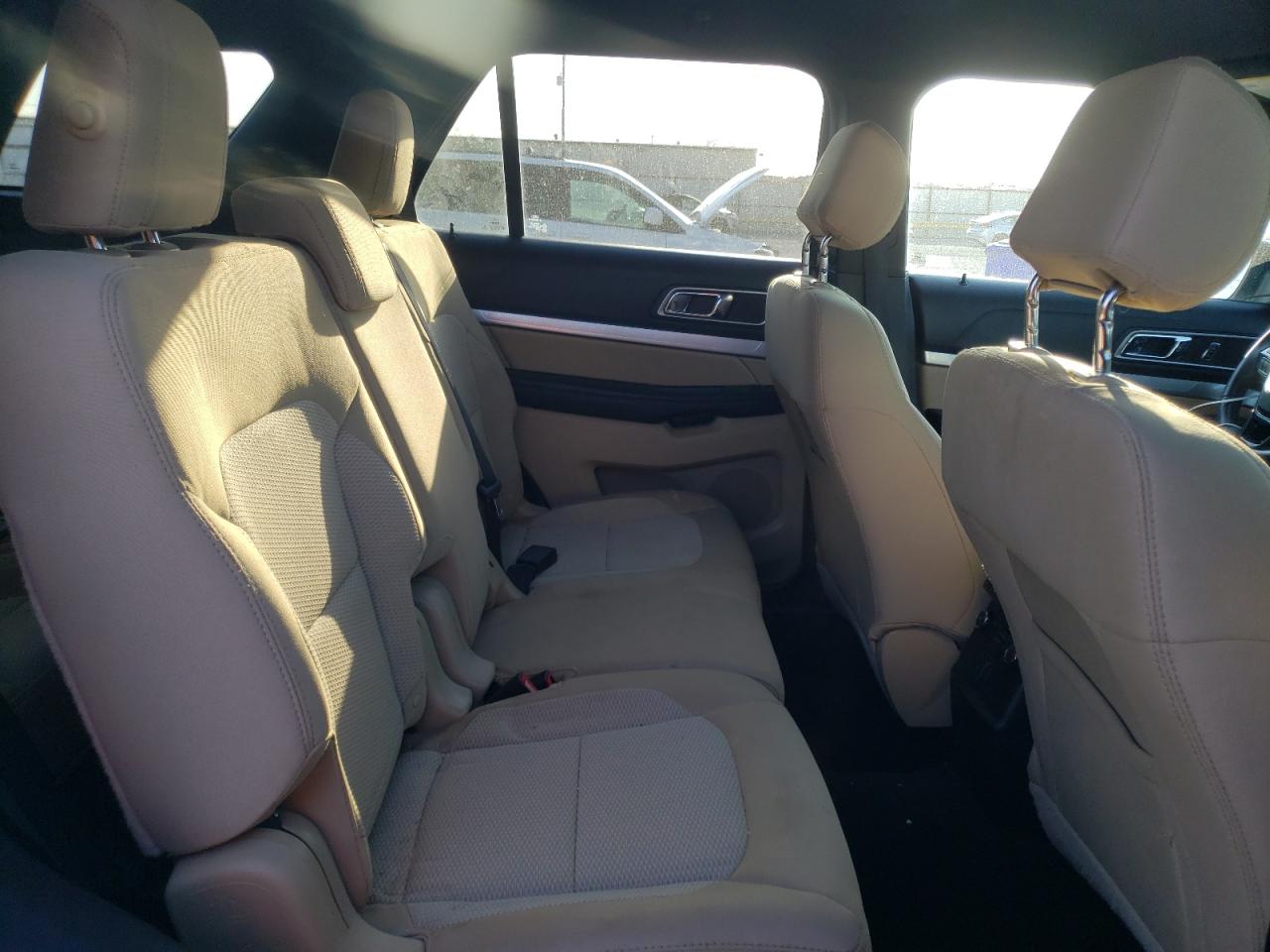 Photo 6 from auction – 2017 FORD EXPLORER X with VIN 1FM5K7D86HGB90149