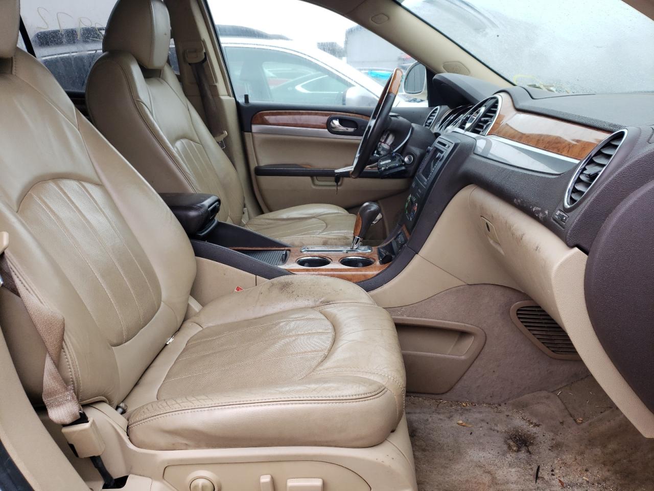 Photo 5 from auction – 2010 BUICK ENCLAVE CX with VIN 5GALVCED9AJ101241