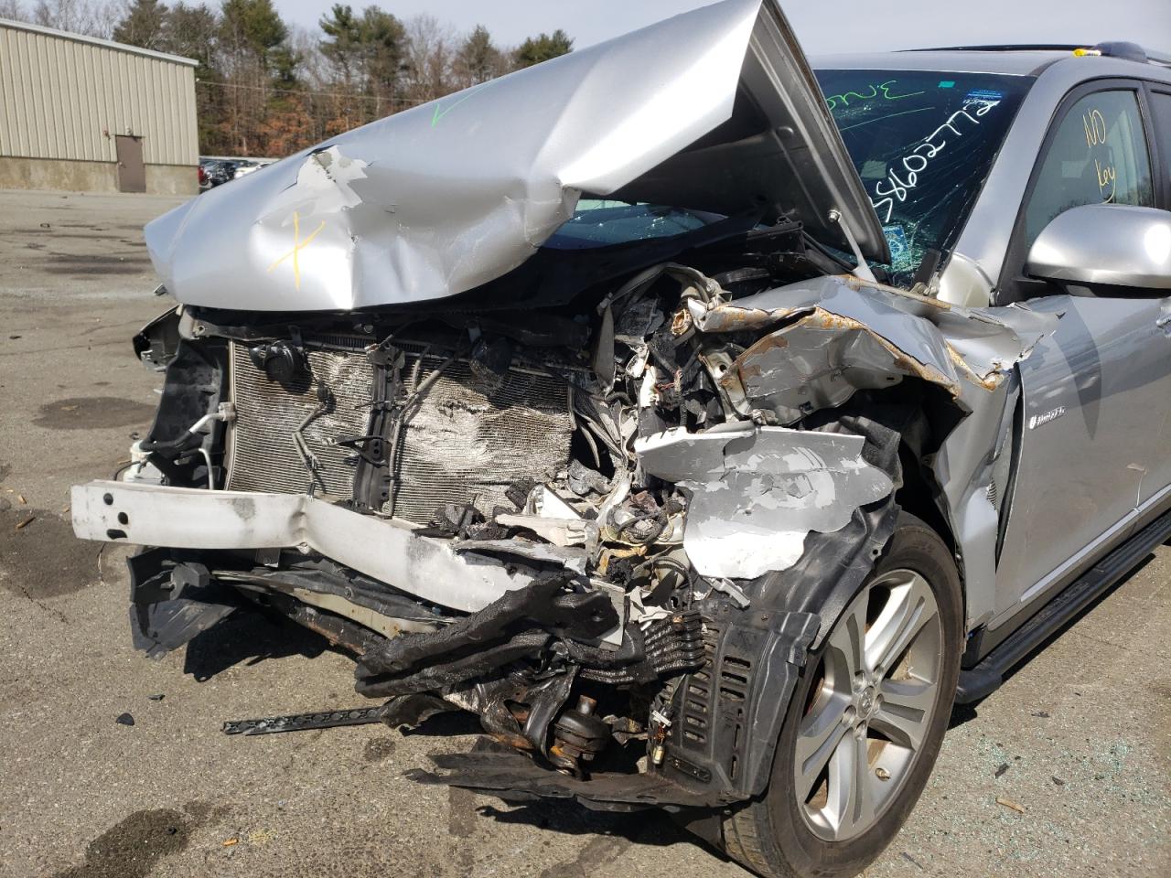 Photo 9 from auction – 2011 TOYOTA HIGHLANDER with VIN 5TDDK3EH5BS064241