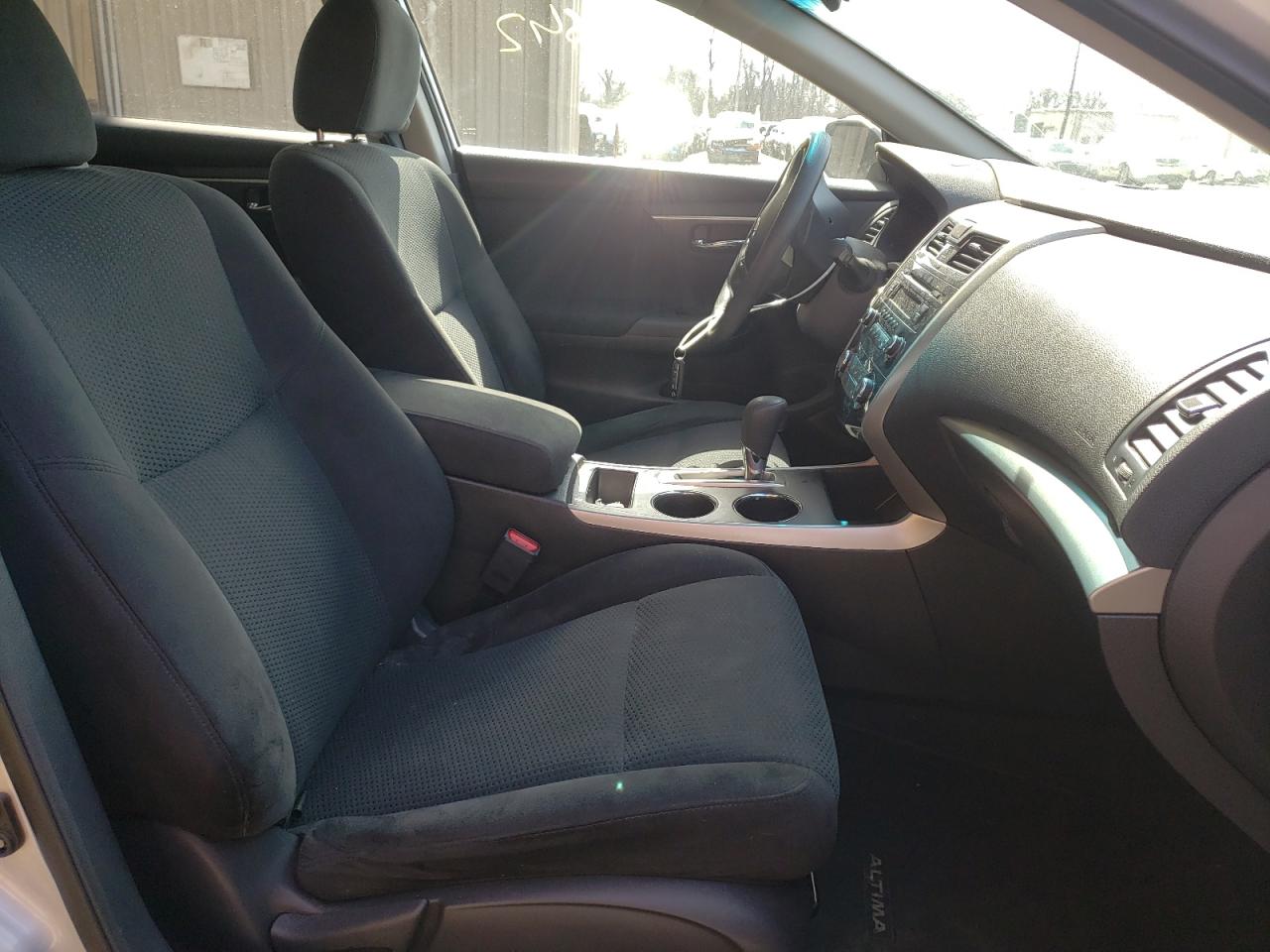 Photo 5 from auction – 2015 NISSAN ALTIMA 2.5 with VIN 1N4AL3AP3FC242822