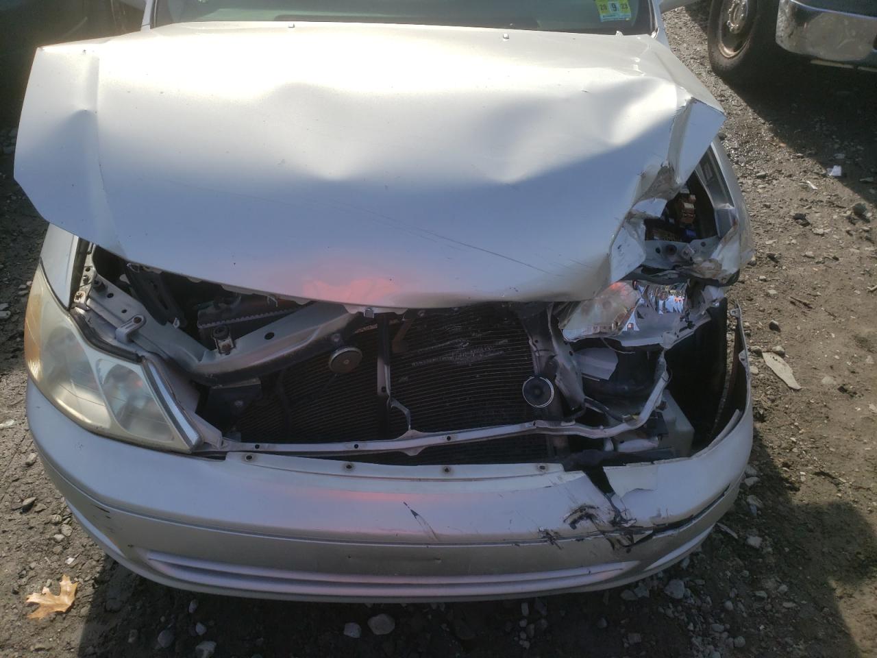 Photo 7 from auction – 2002 TOYOTA AVLNXL/XLS with VIN 4T1BF28B42U210911