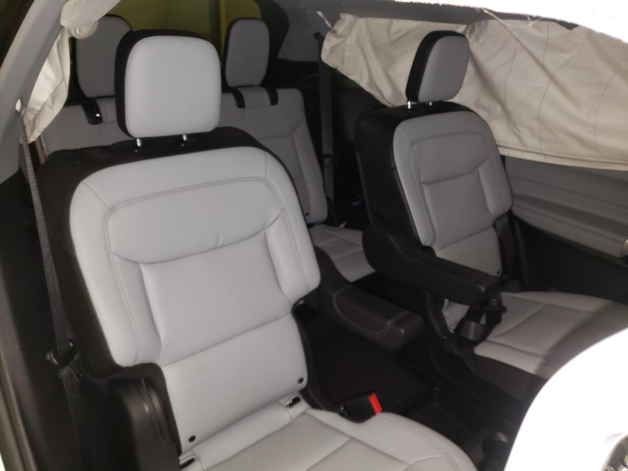 Photo 6 from auction – 2021 FORD EXPLORER X with VIN 1FMSK8DH9MGC10946