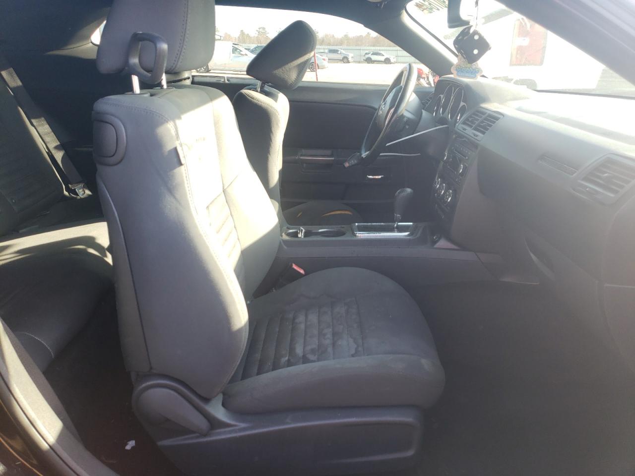 Photo 5 from auction – 2012 DODGE CHALLENGER with VIN 2C3CDYAG4CH187016