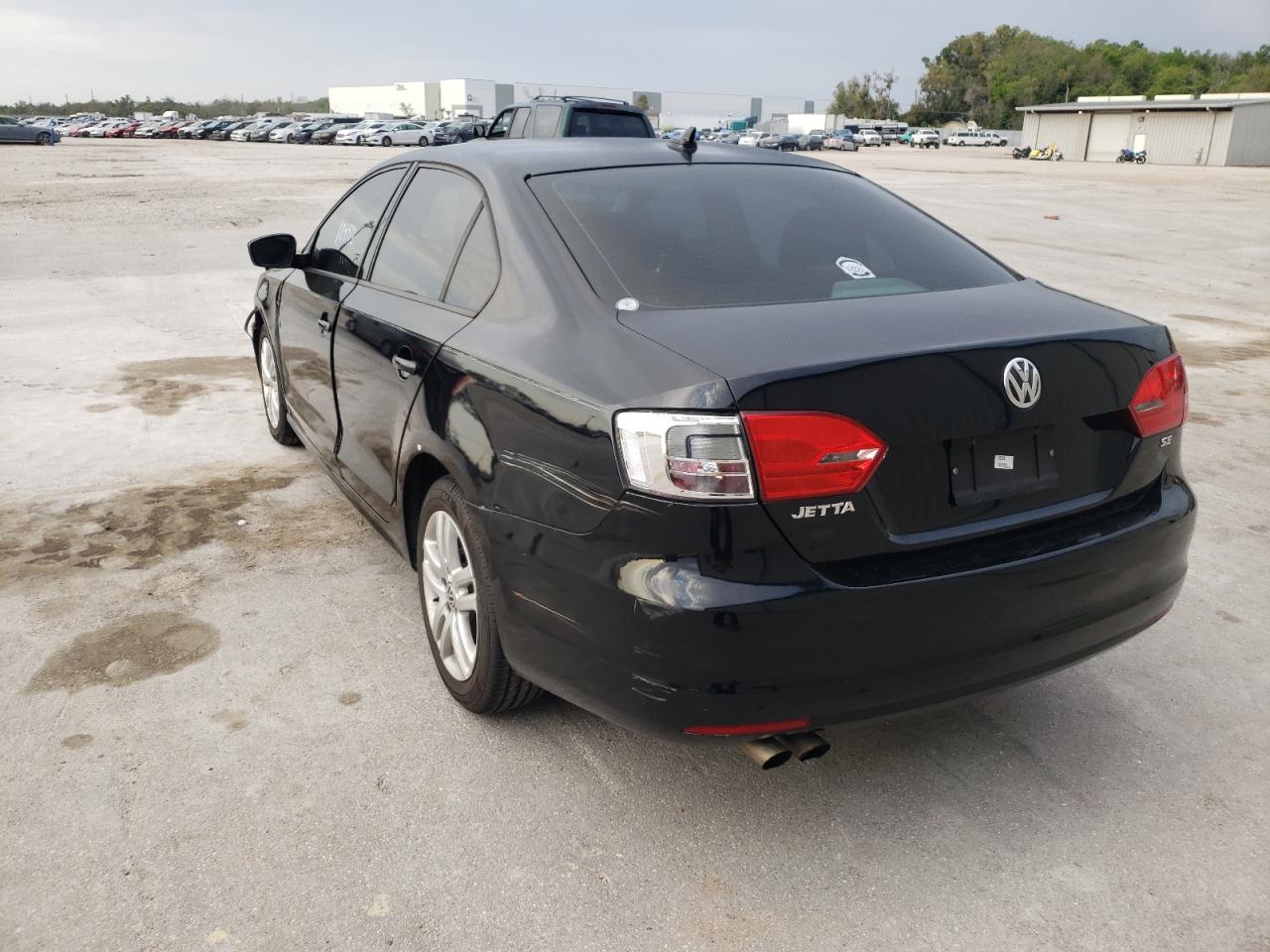 Photo 3 from auction – 2015 VOLKSWAGEN JETTA BASE with VIN 3VW2K7AJ3FM353225