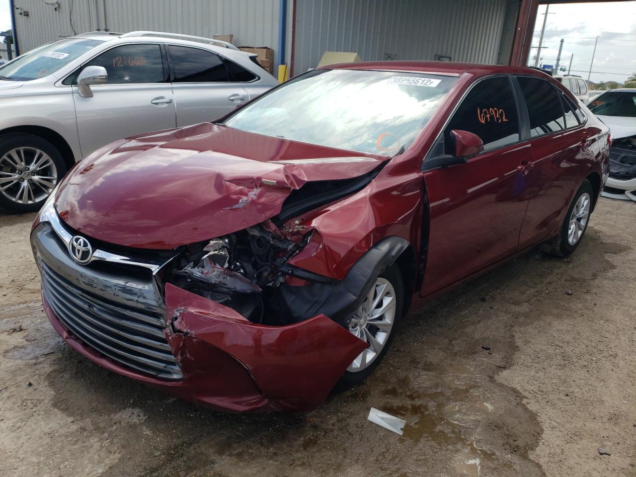 Photo 2 from auction – 2017 TOYOTA CAMRY LE with VIN 4T1BF1FK4HU806266