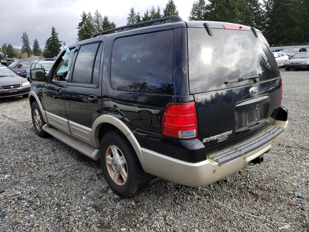 Photo 3 from auction – 2006 FORD EXPEDITION with VIN 1FMPU17556LA85057