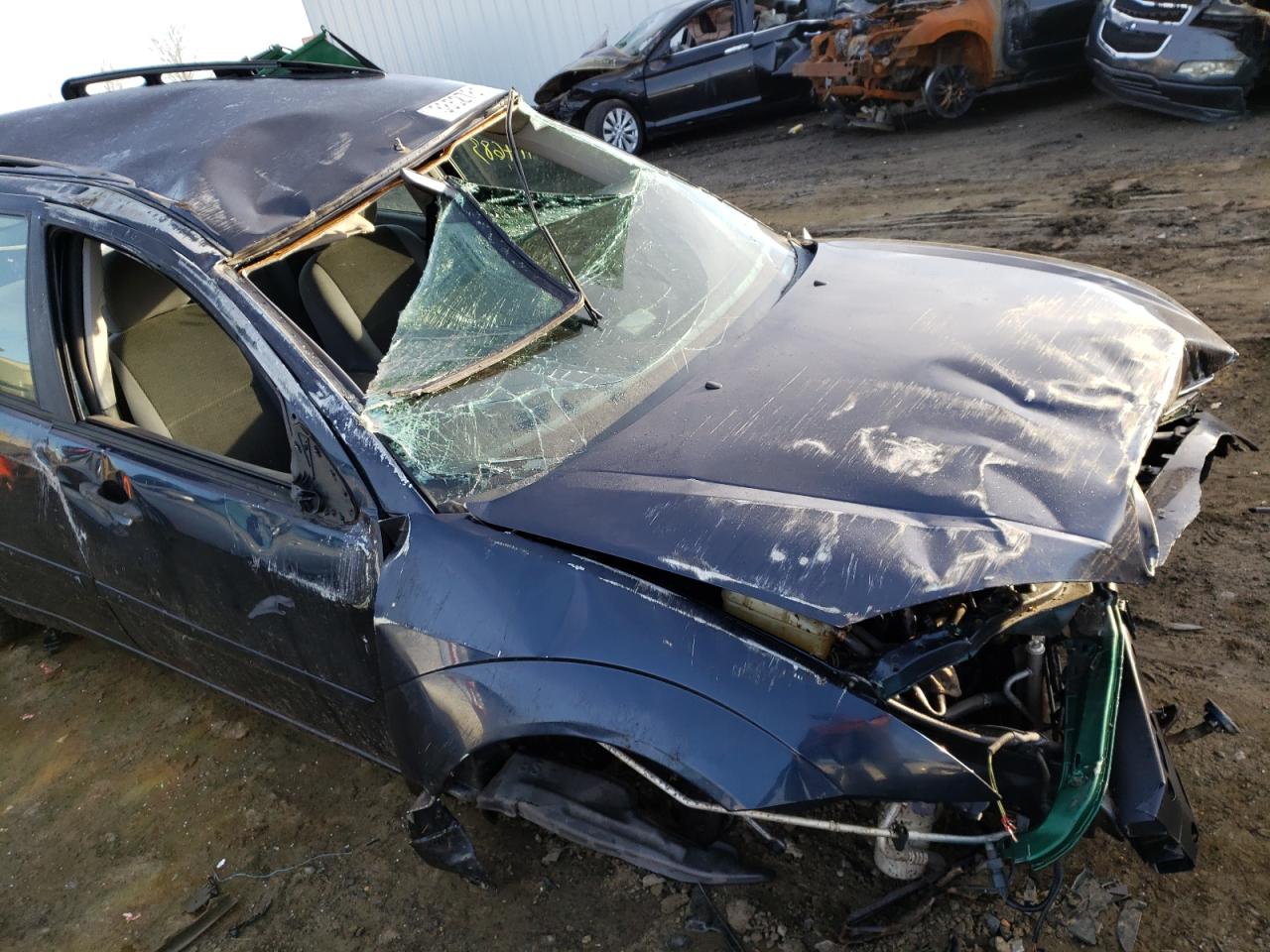 Photo 9 from auction – 2004 FORD FOCUS SE with VIN 1FAFP36334W151092