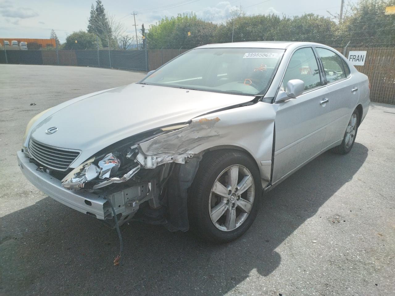 Photo 2 from auction – 2005 LEXUS ES 330 with VIN JTHBA30G455071487