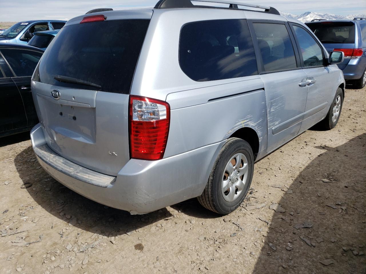 Photo 4 from auction – 2008 KIA SEDONA EX with VIN KNDMB233986263609