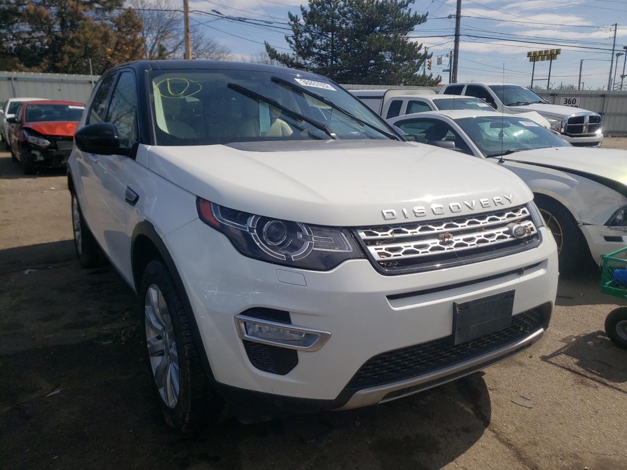 LAND ROVER DISCOVERY 2016 with VIN SALCT2BG9GH573395 - Photo from auction