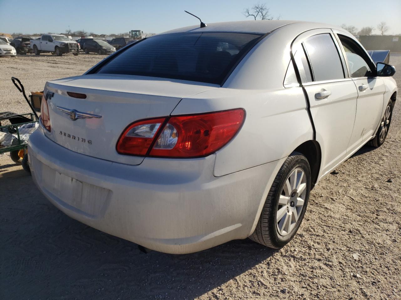Photo 4 from auction – 2007 CHRYSLER SEBRING with VIN 1C3LC46K37N679333