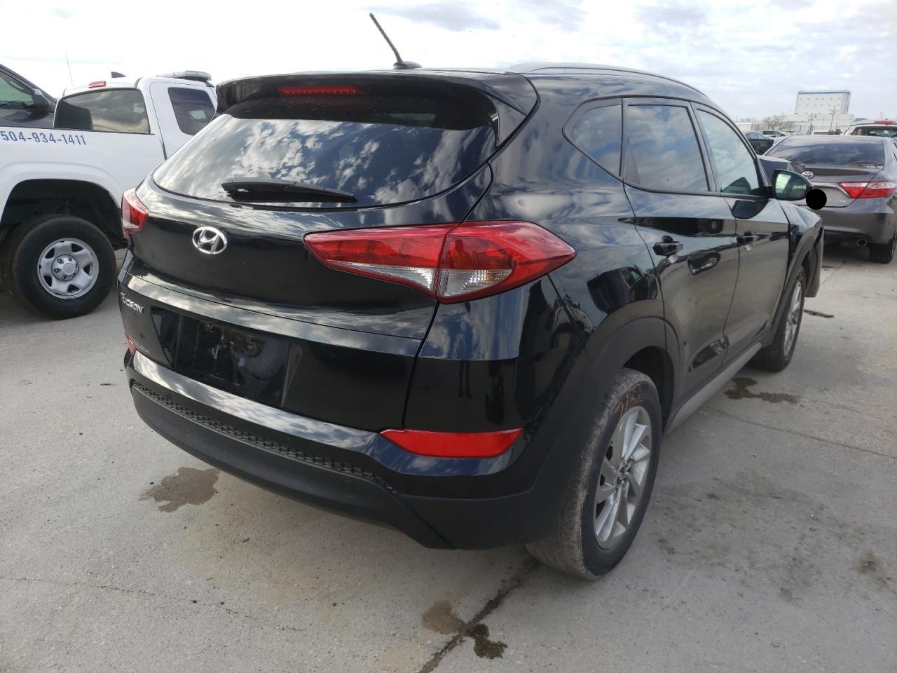 Photo 4 from auction – 2017 HYUNDAI TUCSON LIM with VIN KM8J33A45HU265642