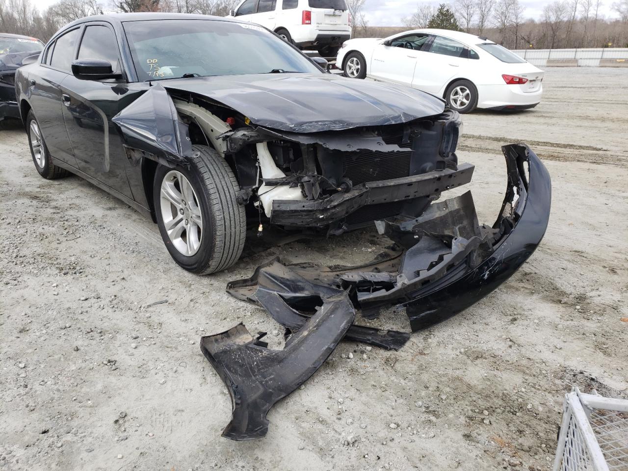 DODGE CHARGER SE 2015 with VIN 2C3CDXBG6FH893241 - Photo from auction