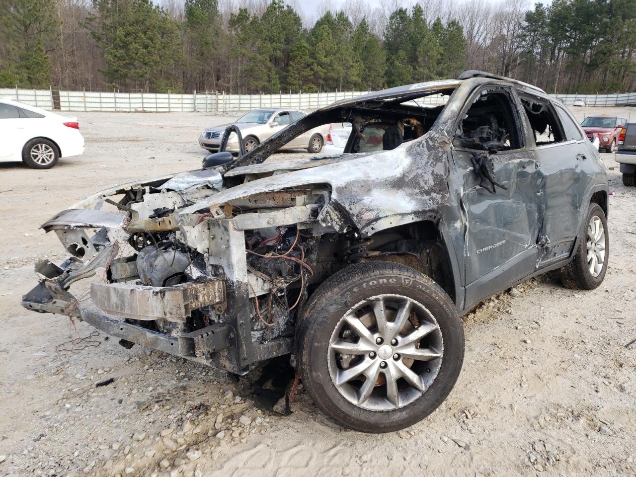 Photo 2 from auction – 2018 JEEP CHEROKEE L with VIN 1C4PJMDBXJD575490