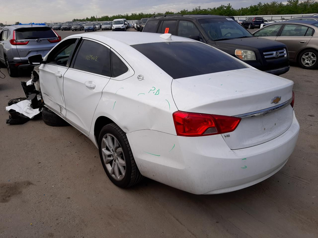 Photo 3 from auction – 2017 CHEVROLET IMPALA LT with VIN 2G1105S32H9138352
