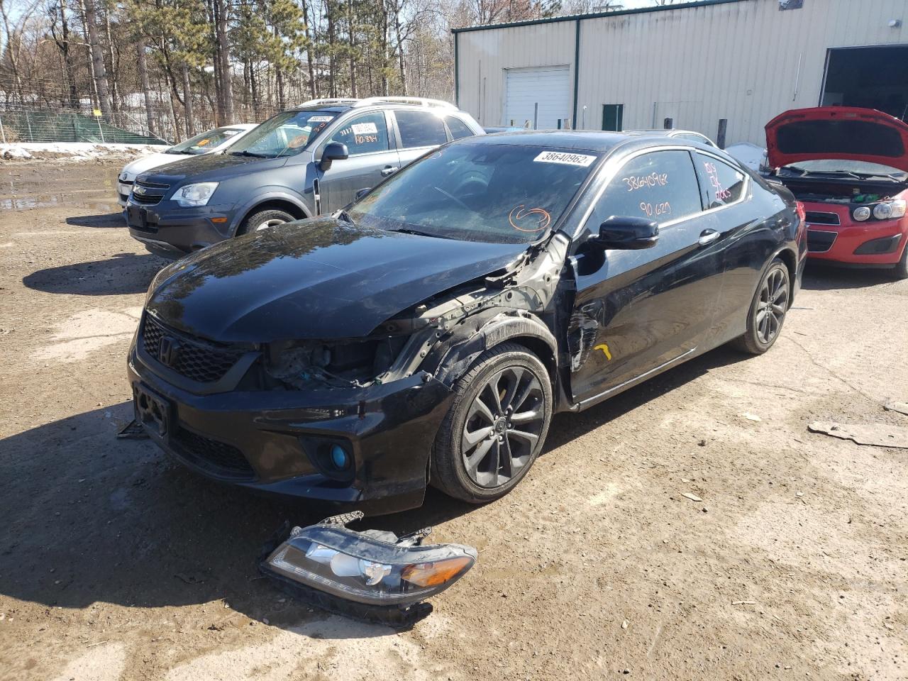 Photo 2 from auction – 2013 HONDA ACCORD EXL with VIN 1HGCT2B85DA009863