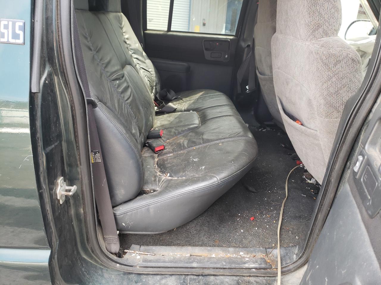 Photo 6 from auction – 2004 GMC SONOMA with VIN 1GTDT13X74K140192