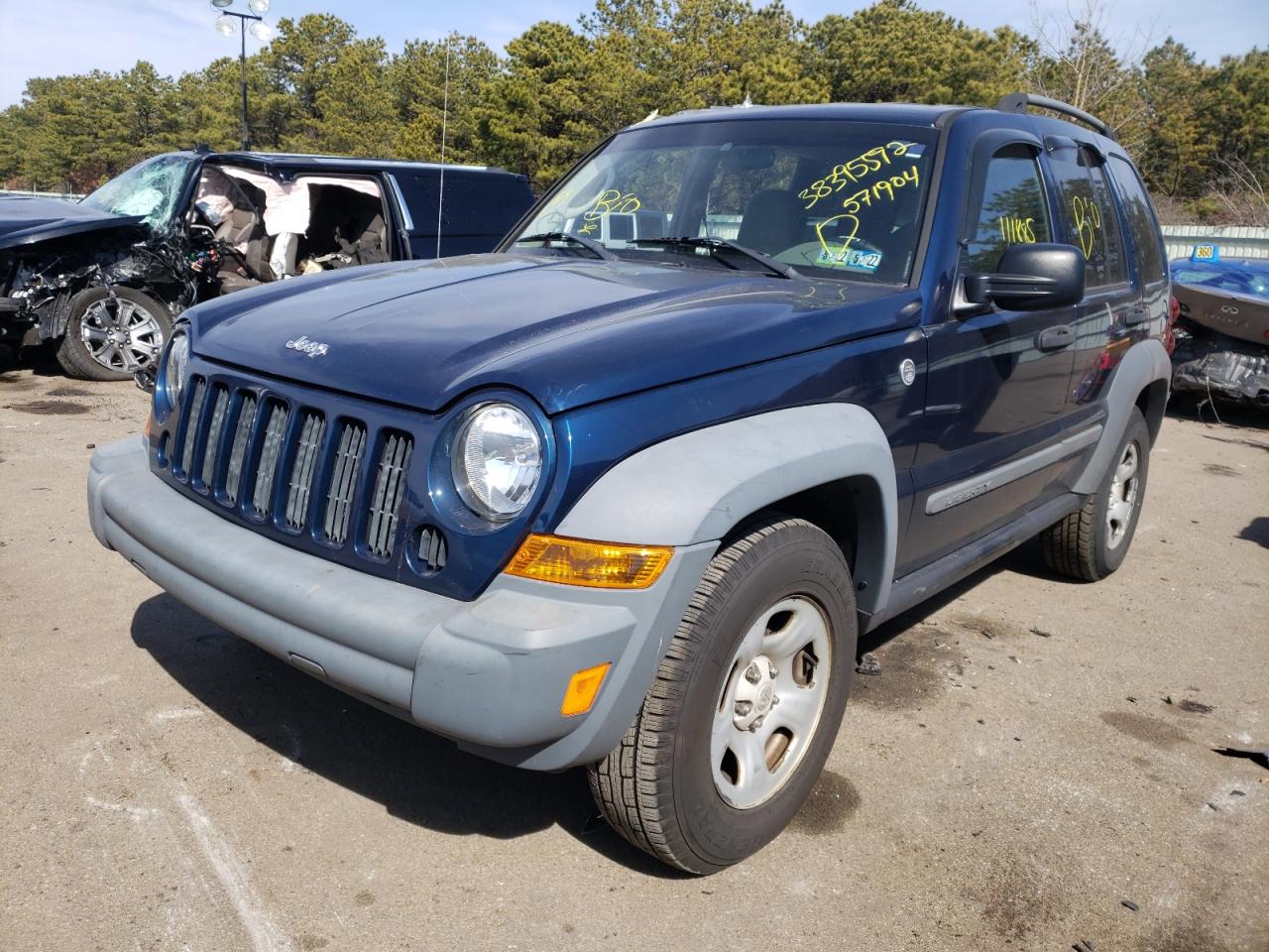 Photo 2 from auction – 2005 JEEP LIBERTY SP with VIN 1J4GL48K15W571904