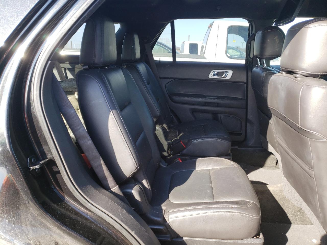 Photo 6 from auction – 2015 FORD EXPLORER X with VIN 1FM5K7D81FGC23202