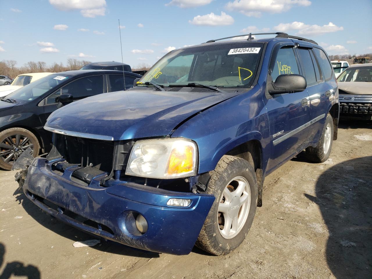 Photo 2 from auction – 2006 GMC ENVOY with VIN 1GKDT13S262223038
