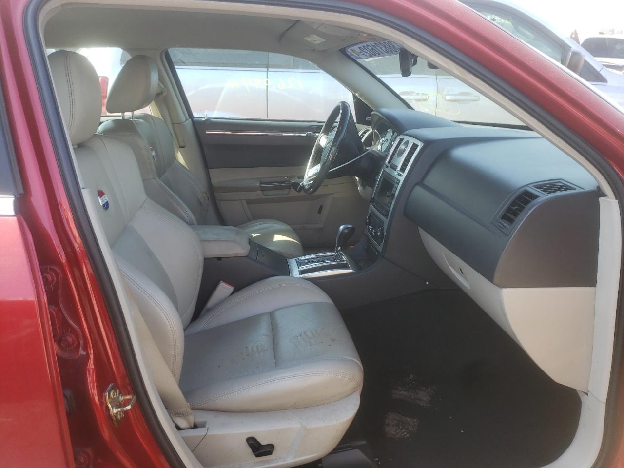 Photo 5 from auction – 2006 CHRYSLER 300C with VIN 2C3LA63H66H448931