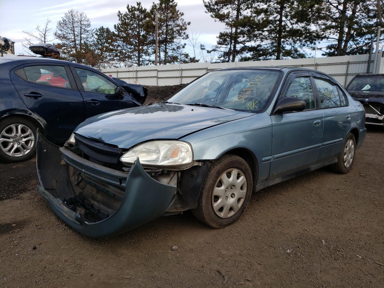 Photo 2 from auction – 2000 HONDA CIVIC BASE with VIN 2HGEJ6615YH573538