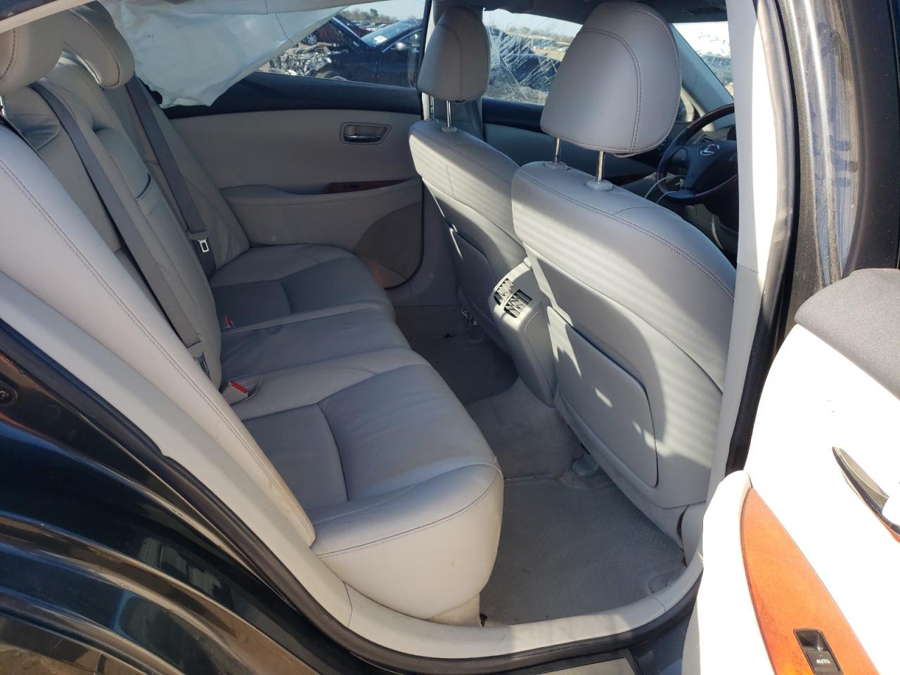 Photo 6 from auction – 2007 LEXUS ES 350 with VIN JTHBJ46G872009608
