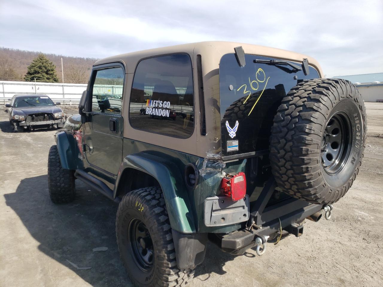 Photo 3 from auction – 2001 JEEP WRANGLER / with VIN 1J4FA59S81P333655