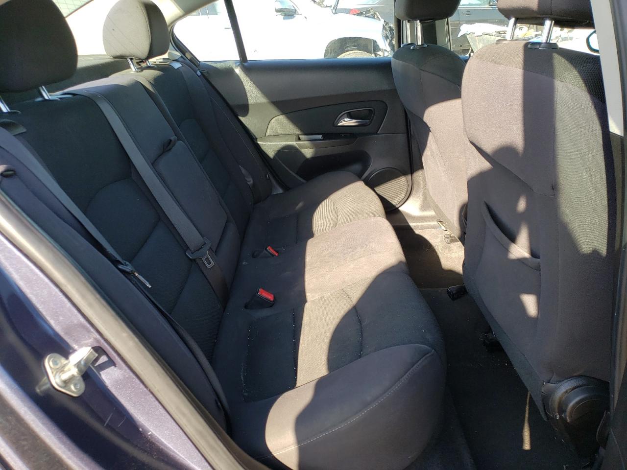 Photo 6 from auction – 2014 CHEVROLET CRUZE LT with VIN 1G1PC5SB3E7302018