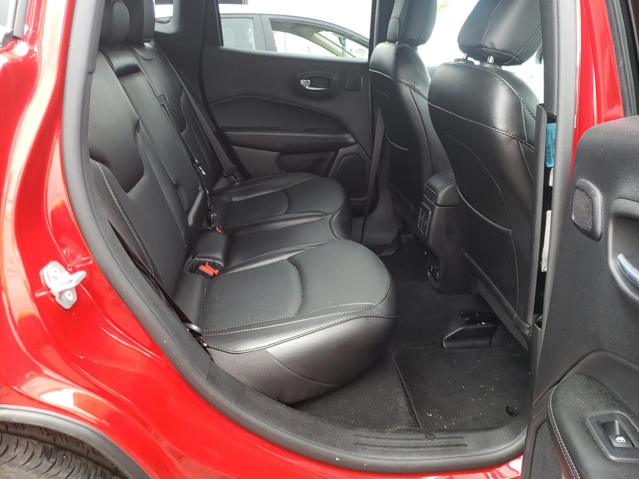 Photo 6 from auction – 2020 JEEP COMPASS LI with VIN 3C4NJDCB3LT146357