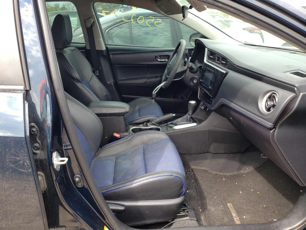 Photo 5 from auction – 2018 TOYOTA COROLLA with VIN 5YFBURHE3JP825216